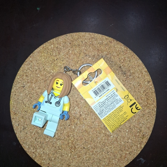 Lego LEDLITE Nurse with a Keychain - Picture 6 of 14